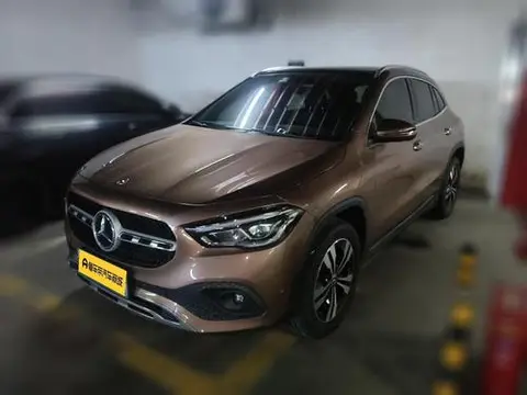 Mercedes-Benz GLA 2020