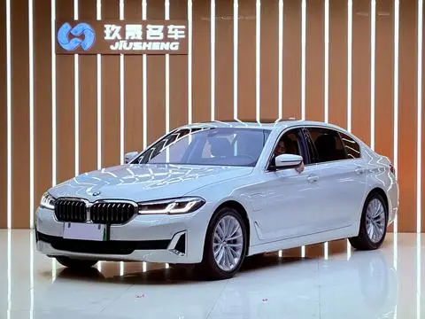 BMW 5 Series PHEV 2021