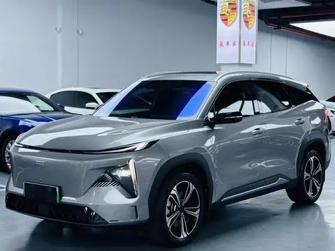 Geely L7 2023