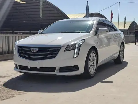 Cadillac XTS 2018 — фото 1