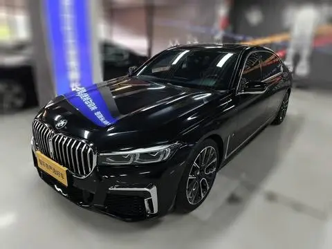 BMW 7 Series 2021 — фото 1