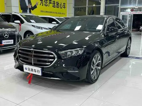 Mercedes-Benz E-Class 2025