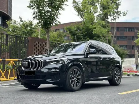 BMW X5 2021