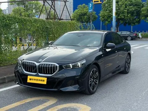 BMW 5 Series 2024