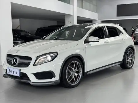 Mercedes-Benz GLA AMG 2015
