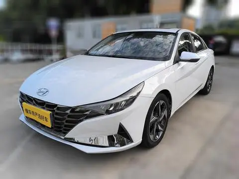 Hyundai Elantra 2021