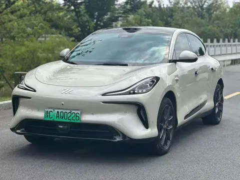 IM Motors 智己LS6 2023