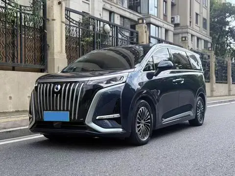 Denza D9 EV 2022