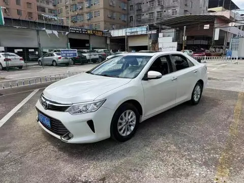 Toyota Camry 2015
