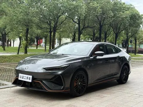 Changan UNI-V 2025