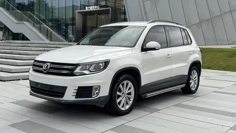 Volkswagen Tiguan 2016 — фото 1