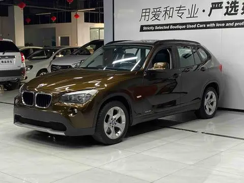 BMW X1 2012 — фото 1