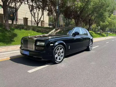 Rolls Royce 幻影 2013