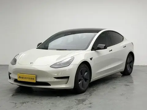 Tesla Model 3 2022 — фото 1