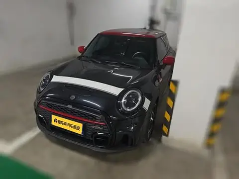 MINI JCW 2023