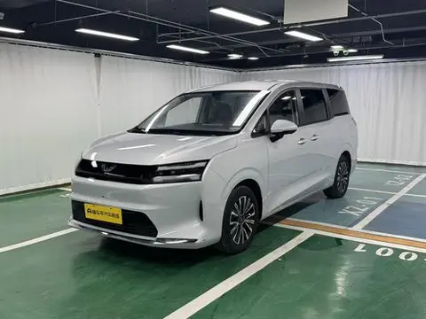 Wuling 星光730 EV 2025