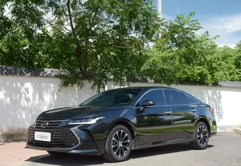 Toyota 亚洲龙 2023