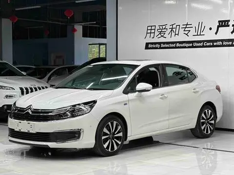 Citroën C4L 2016