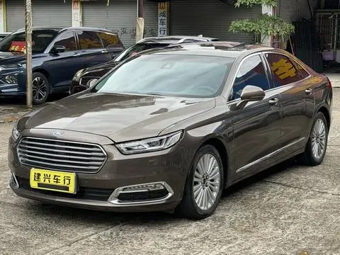 Ford 金牛座 2017