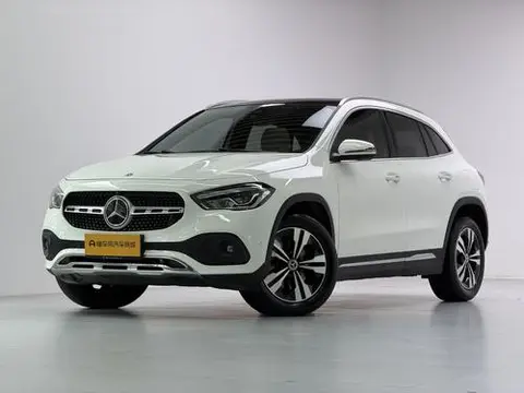 Mercedes-Benz GLA 2023
