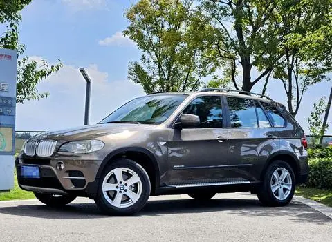 BMW X5 2011