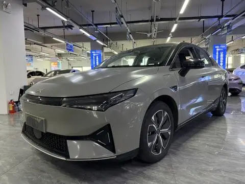 XPeng 小鹏P5 2021
