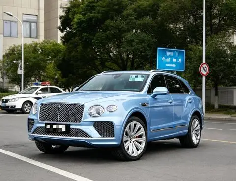 Bentley 添越 2022