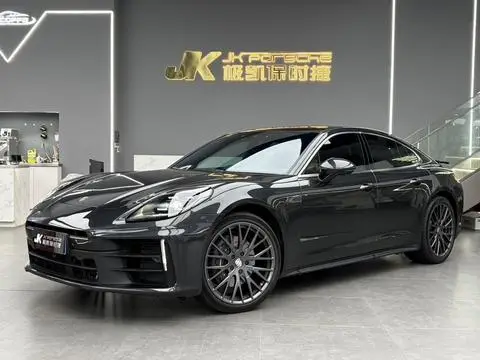 Porsche Panamera 2024