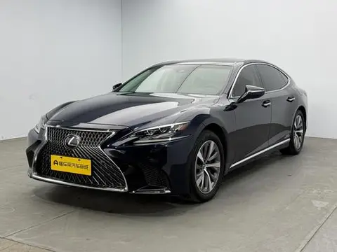 Lexus LS 2018