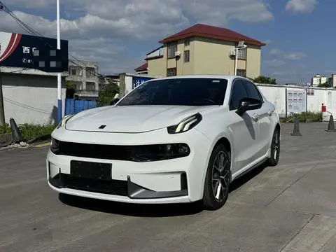 Lynk & Co 03 2020