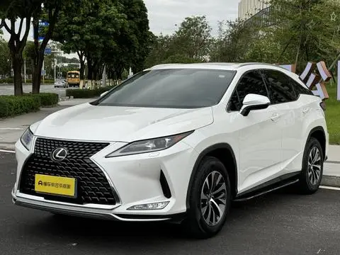 Lexus RX 2020