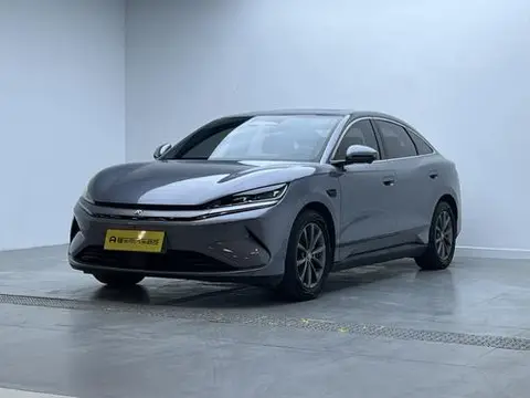 BYD 秦L EV 2025