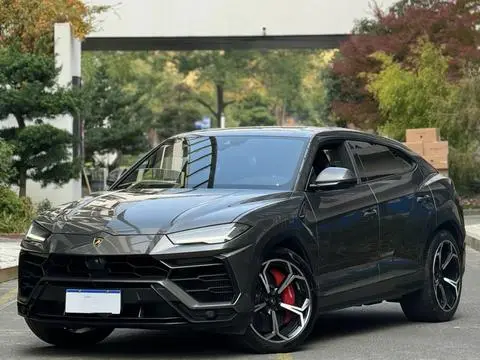 Lamborghini Urus 2021