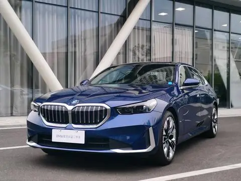 BMW 5 Series 2024