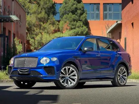 Bentley 添越 2021
