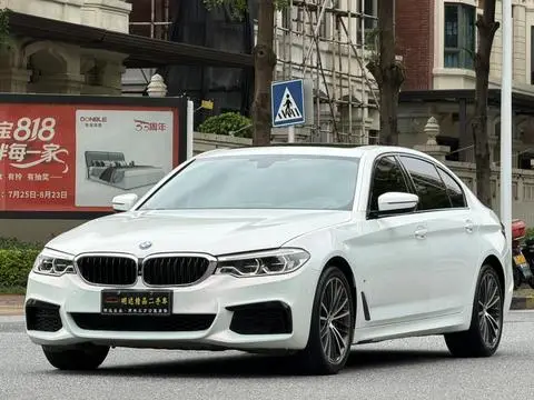 BMW 5 Series 2019 — фото 1