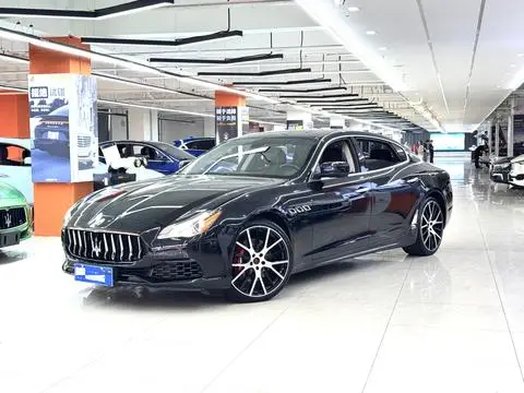 Maserati Quattroporte 2015