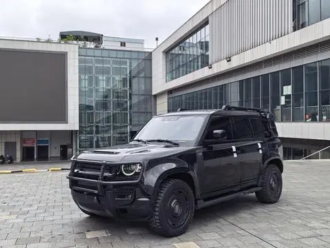 Land Rover 卫士 2024