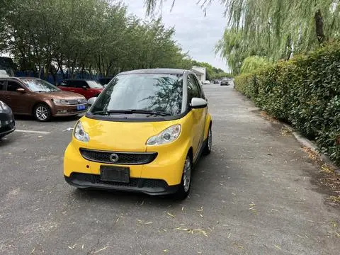 smart fortwo 2015 — фото 1