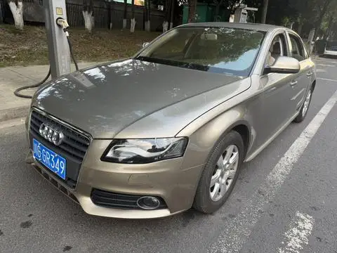 Audi A4L 2012