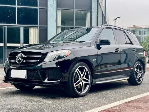 Mercedes-Benz GLE AMG 2018 — фото 1