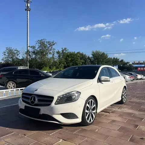 Mercedes-Benz A-Class 2015