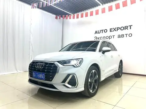 Audi Q3 2022 — фото 1