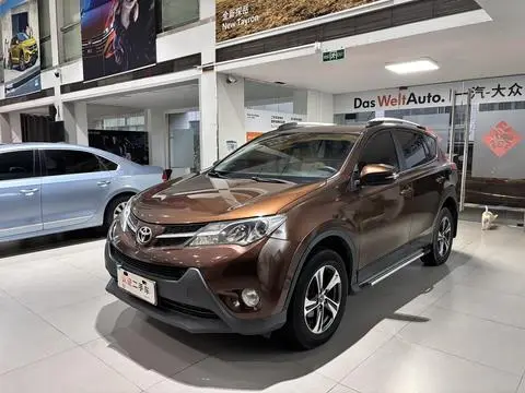 Toyota RAV4 2015
