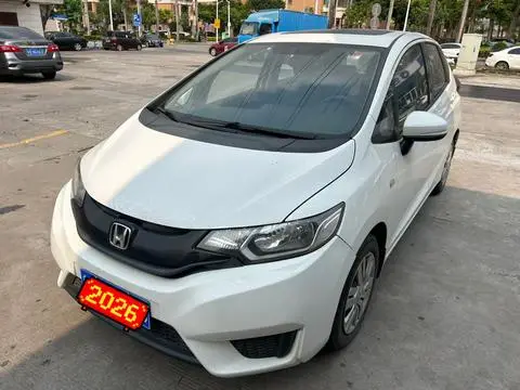 Honda Fit 2018 — фото 1