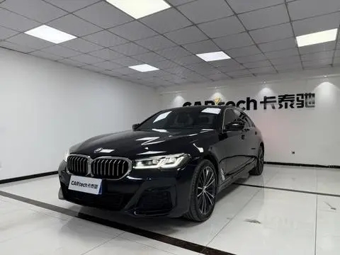 BMW 5 Series 2023 — фото 1