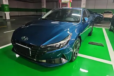 Hyundai Elantra 2021