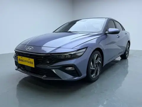 Hyundai Elantra 2023 — фото 1