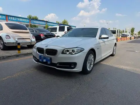 BMW 5 Series 2014 — фото 1