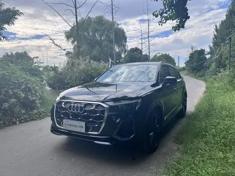 Audi Q7 2025